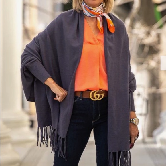 NWOT Jacket Society Lightweight Shrug Cardigan With Fringe - Picture 5 of 11